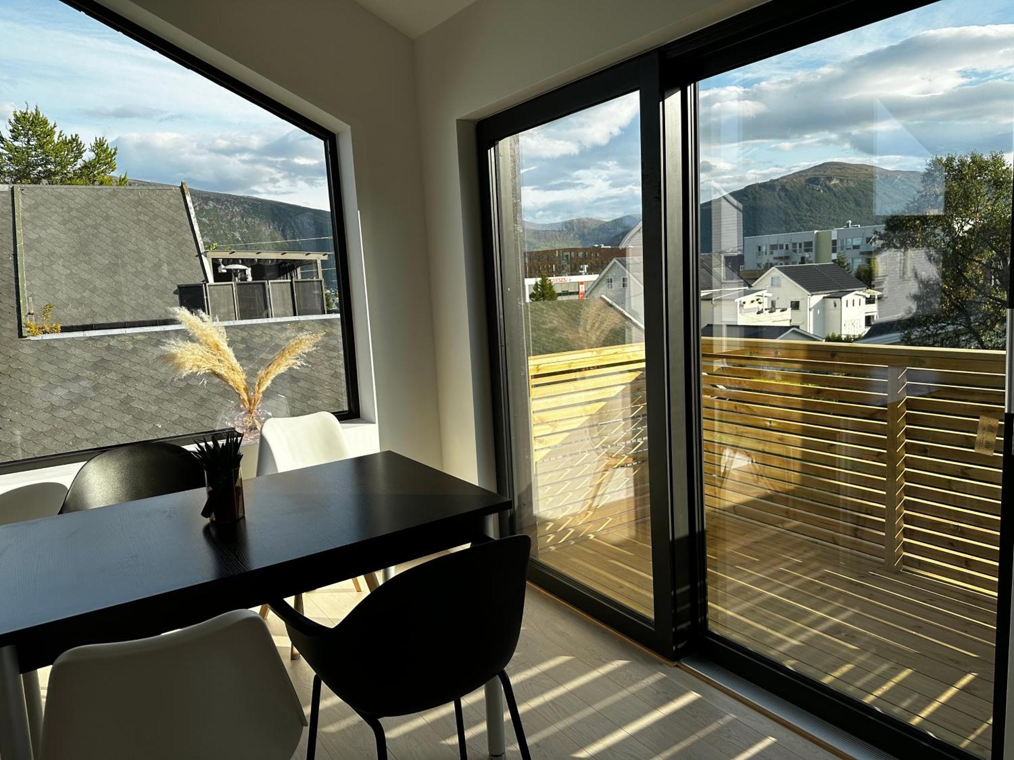 Skagesund Guest House With Free Parking Tromsø Exterior foto